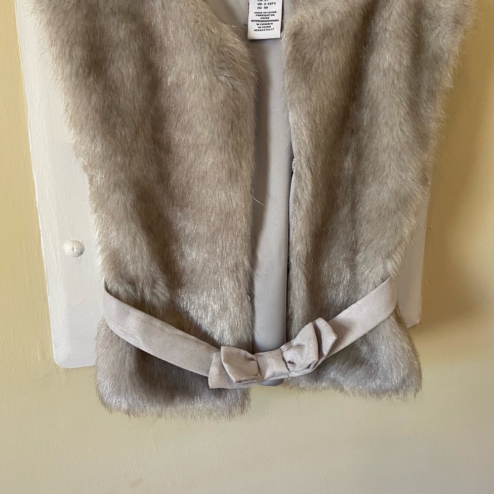 Vest - Picture 2 of 2